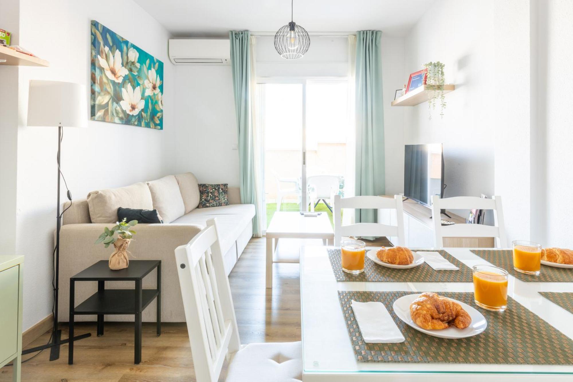 Rodas Apartment Torrevieja Eksteriør bilde